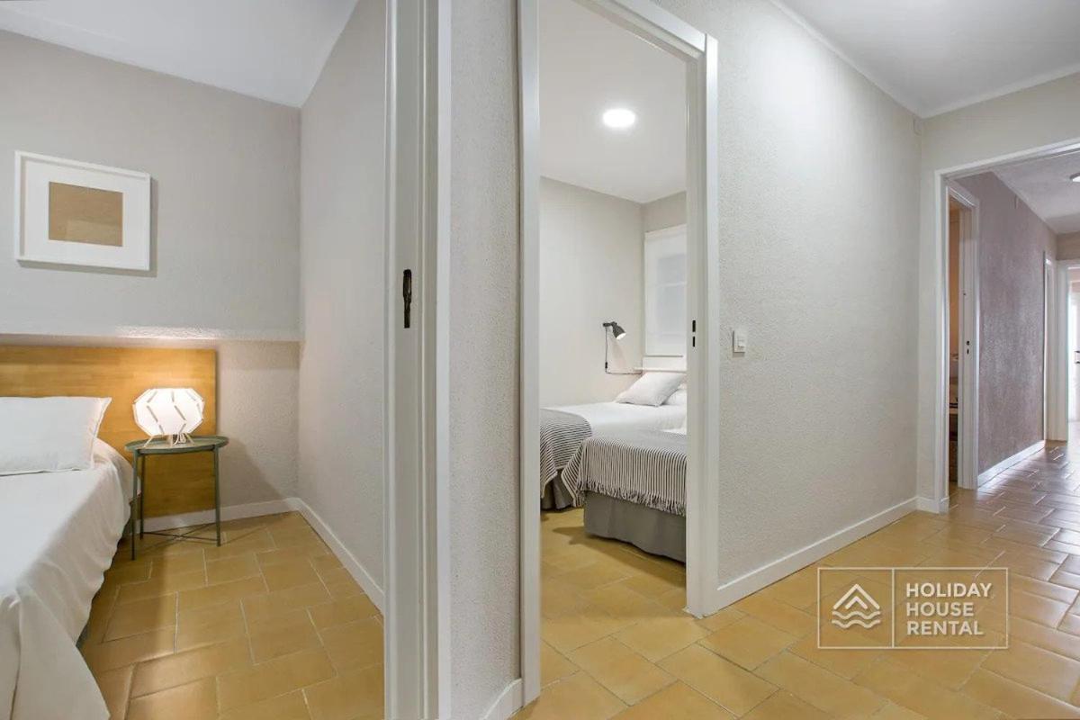Cosy 3-Bedroom Apartment For 6-8 People Just 50M From The Beach Salou Exteriör bild
