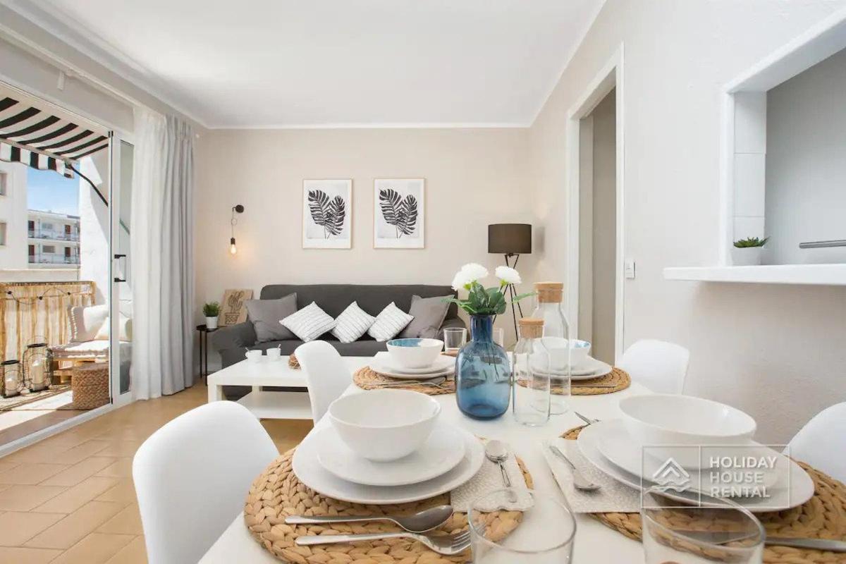 Cosy 3-Bedroom Apartment For 6-8 People Just 50M From The Beach Salou Exteriör bild