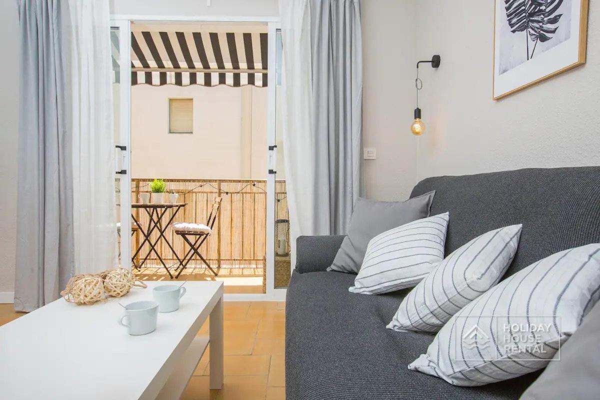 Cosy 3-Bedroom Apartment For 6-8 People Just 50M From The Beach Salou Exteriör bild